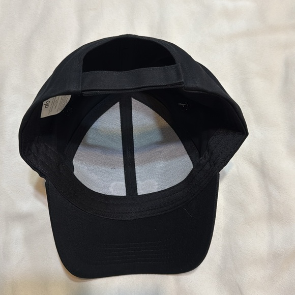 LAST ONE🔥 Alo Yoga hat Unisex - Picture 2 of 4